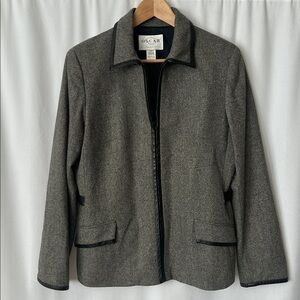 Oscar de la Renta Gray Wool Zip Front Jacket w/ Black Leather Trim *Size 12** 🌺🌺